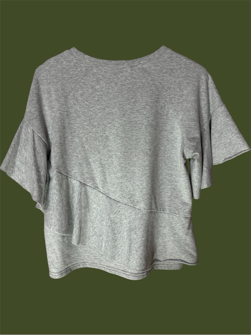 project RUNWAY Light Gray Ruffle Short Sleeve Top -size Small - Picture 2 of 8